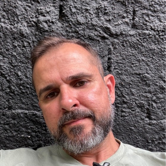 Ricardo Cerqueira Leite, criador do Bluseria